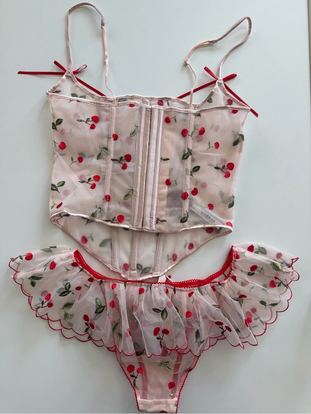 SKIMS EMBROIDERED TULLE SET - Picture 2 of 10